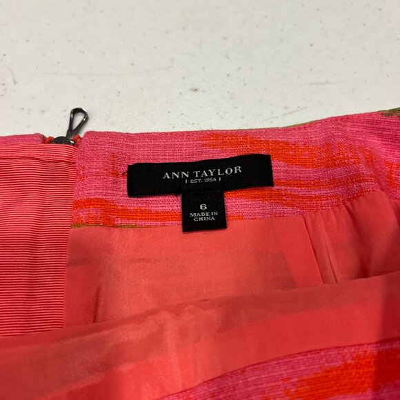 Ann Taylor Skirt 6 Short Lined Pink Purple Green Horizontal Striped Pencil EUC - Picture 5 of 6